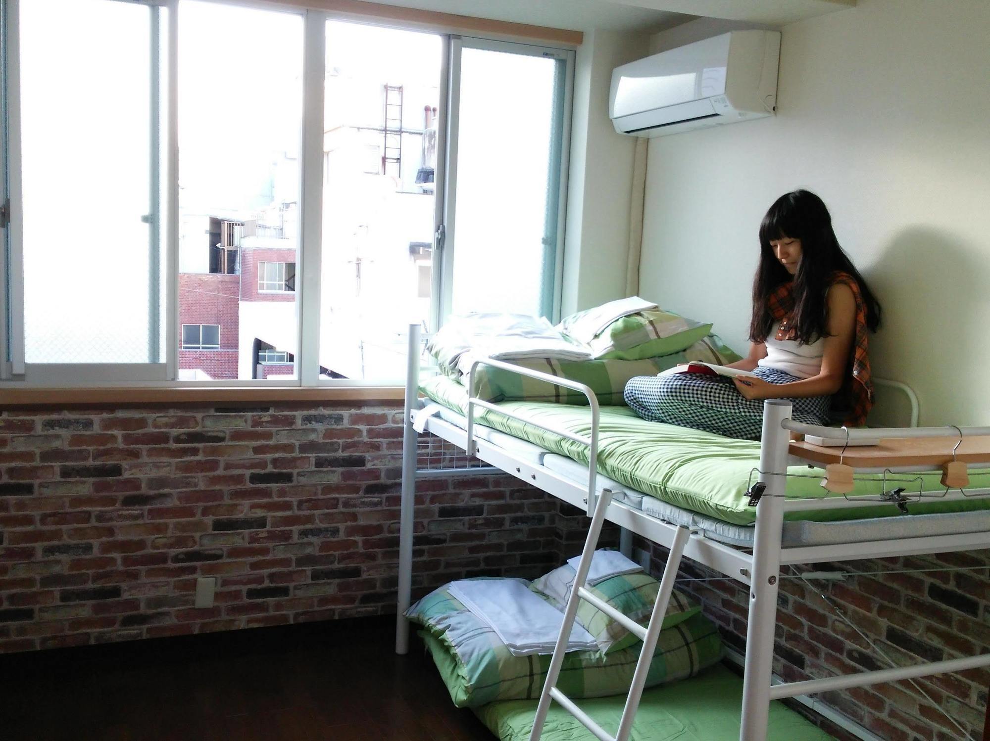Fukuoka Guesthouse Little Asia Kokura Kitakyūshū Exteriör bild