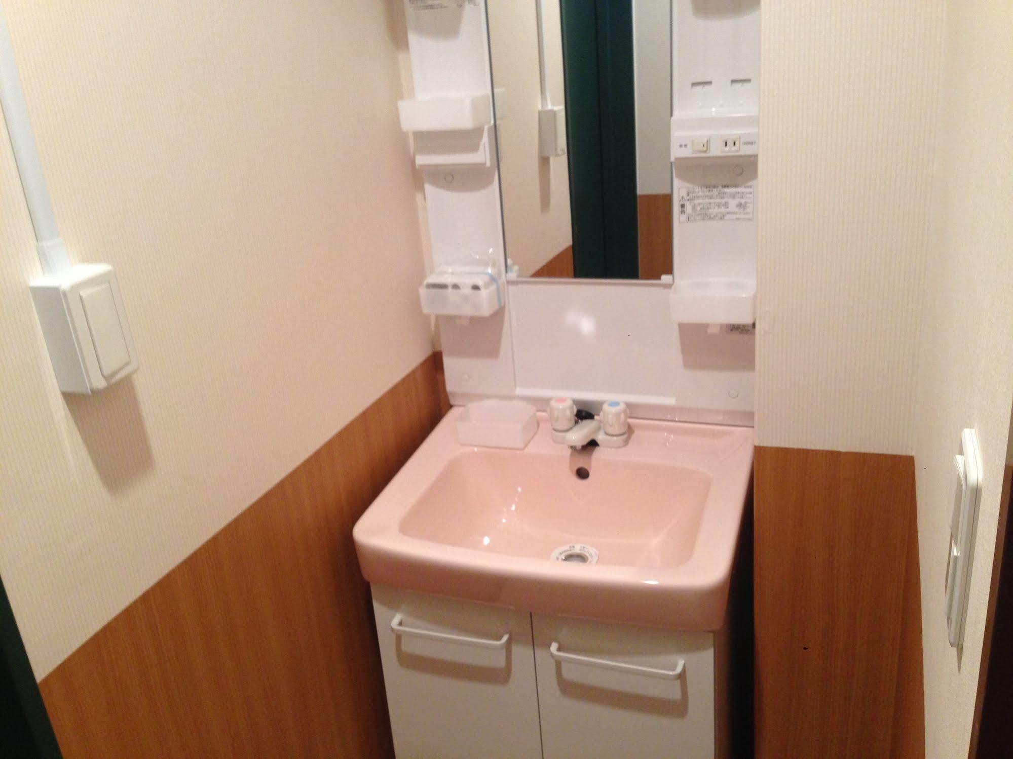 Fukuoka Guesthouse Little Asia Kokura Kitakyūshū Exteriör bild