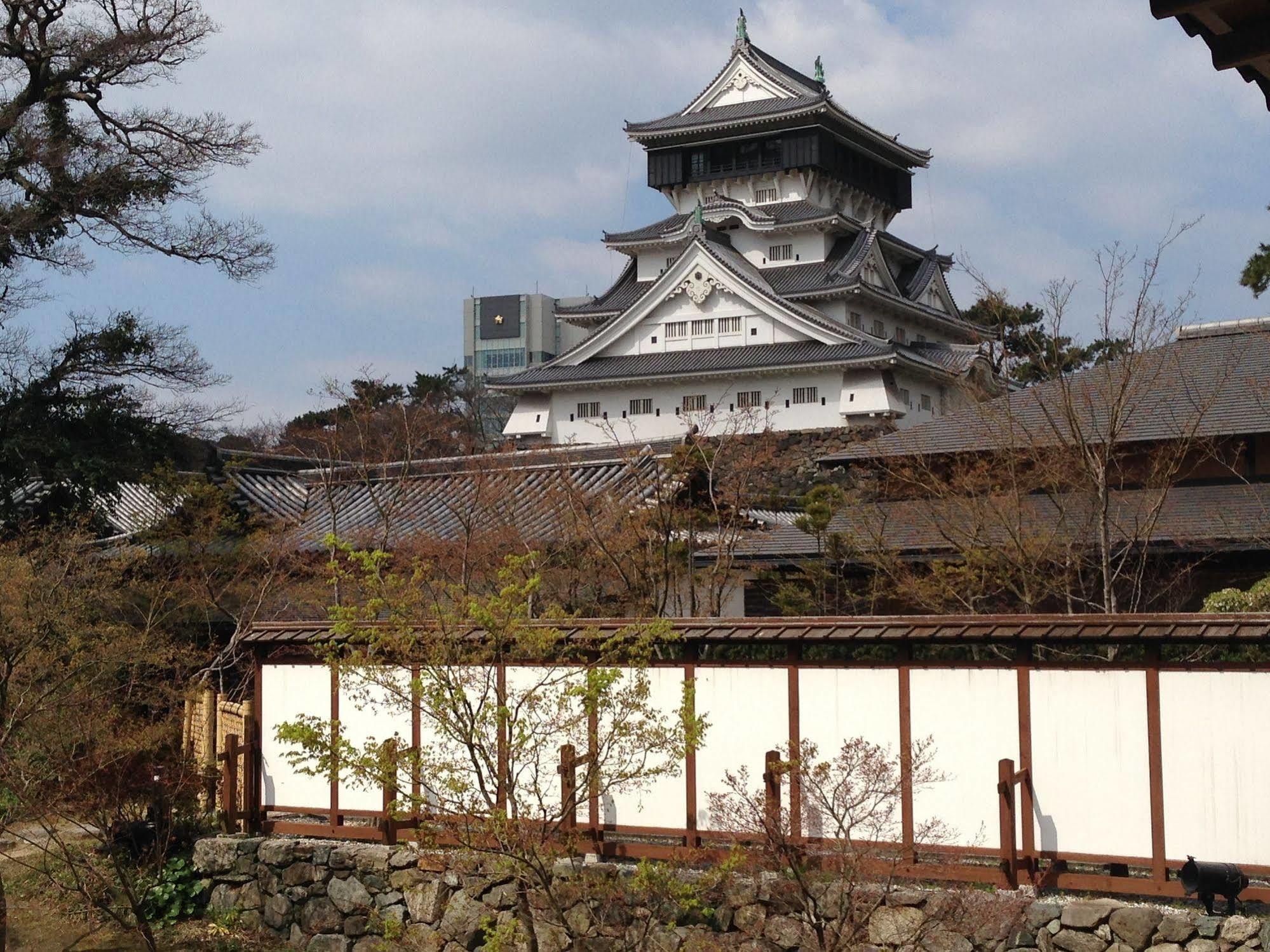 Fukuoka Guesthouse Little Asia Kokura Kitakyūshū Exteriör bild